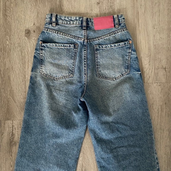 Jeans - Picture 3 of 3